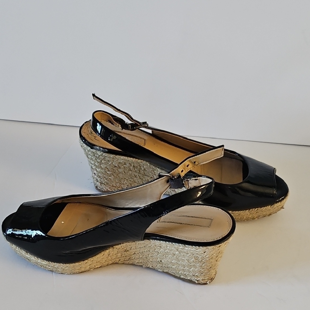 Antonio Melani Black and Cream Wedge Shoes (Size 7) - Picture 4 of 8